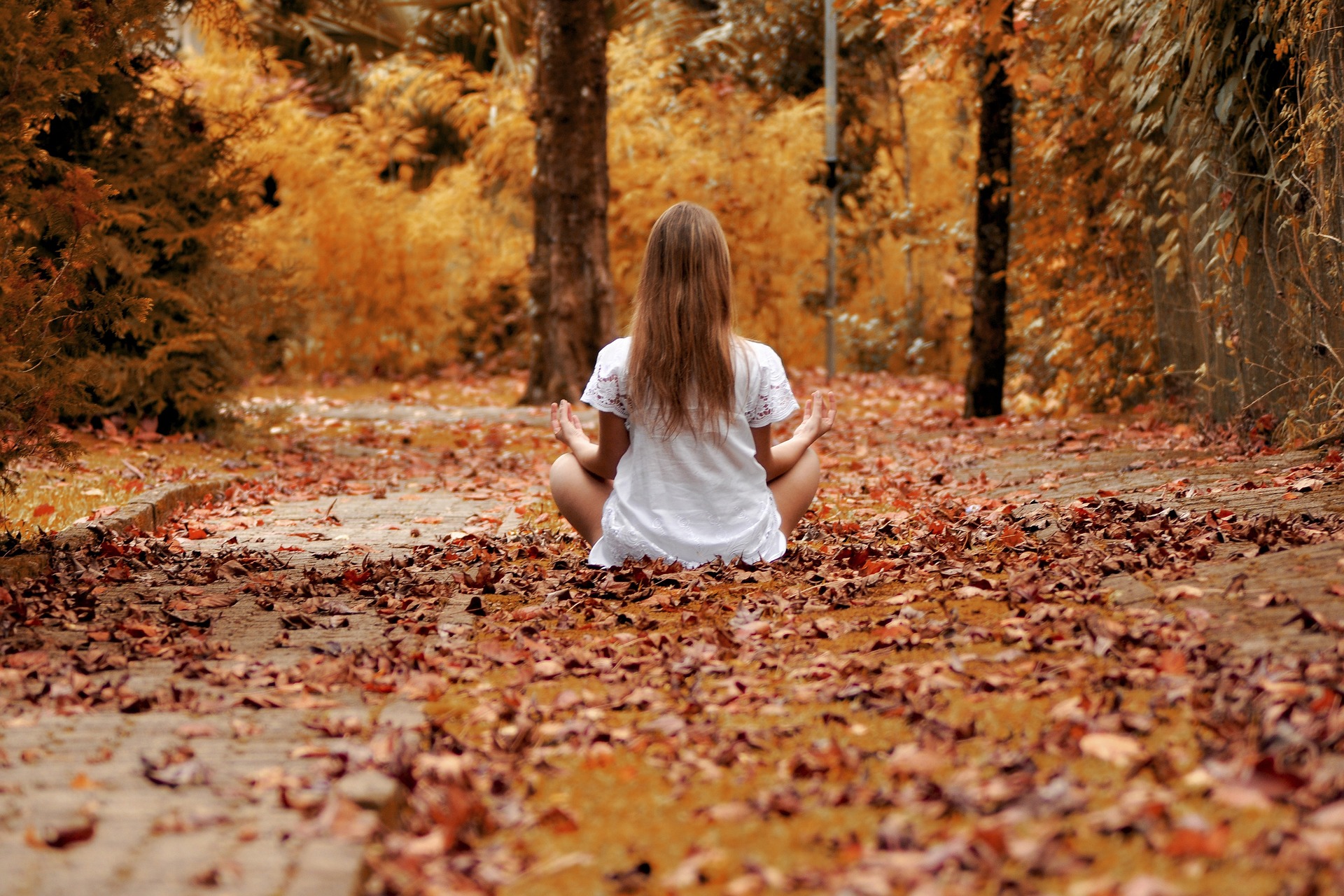 Medytacja - mindfulness na jesienną chandrę.